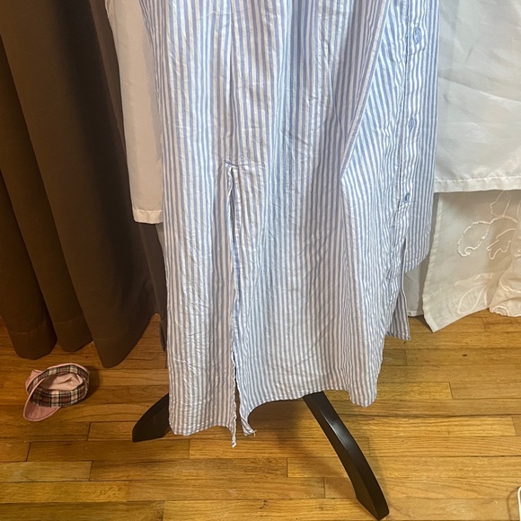 Chic Striped Long Sleeve Dress - Picture 3 of 7